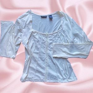 SOLD ON DEPOP super soft white long sleeve shirt by new york &co.